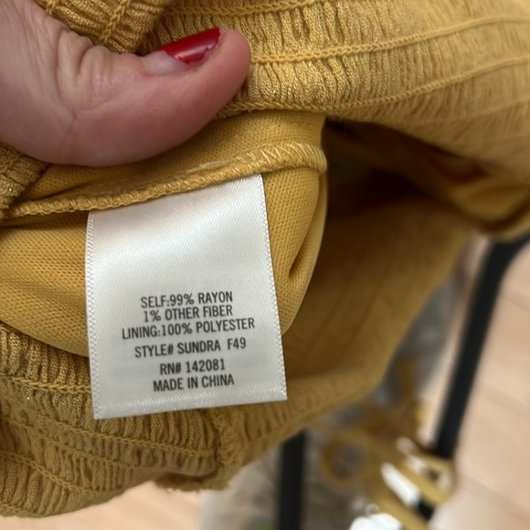 Jumpsuit - Picture 11 of 12